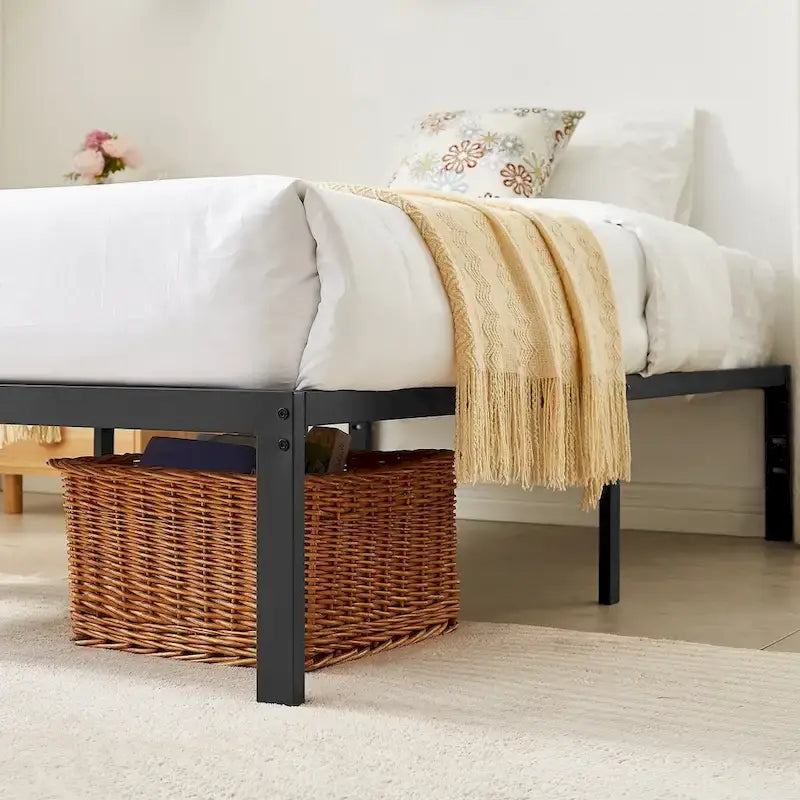 Kids Bed Frames Queen Size Metal Bed Frames Mattress Foundation(Twin/Full/Queen/King 4 Options)